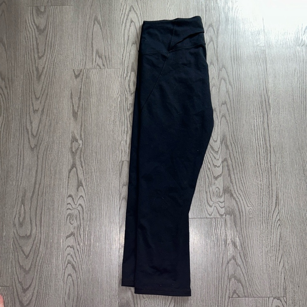 UA Black Leggings